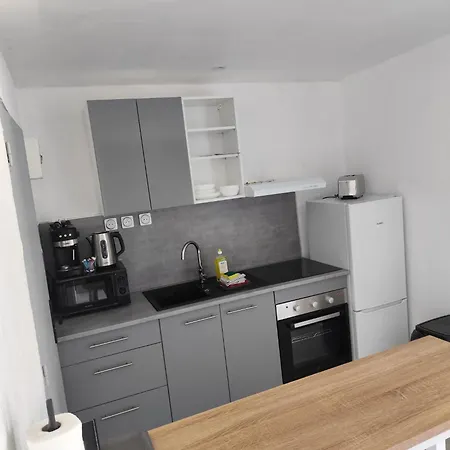 Proximite Du Centre Refait A Neuf Avec Wifi - Entree Autonome Apartment *